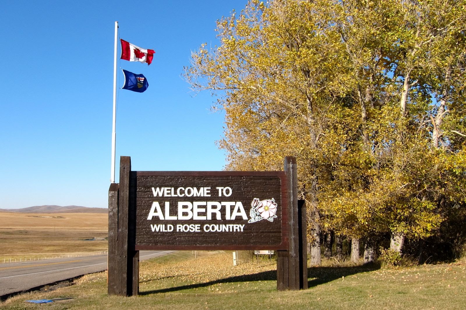 Alberta thu hút số lượng lớn người dân nhập cư